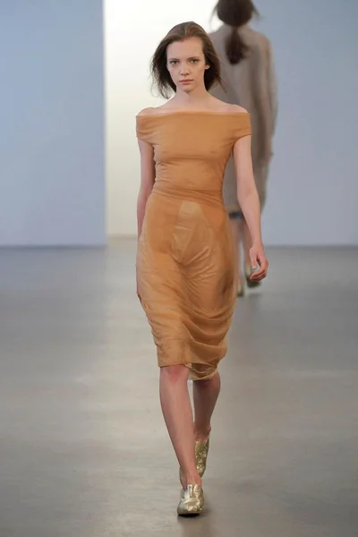 Look 6